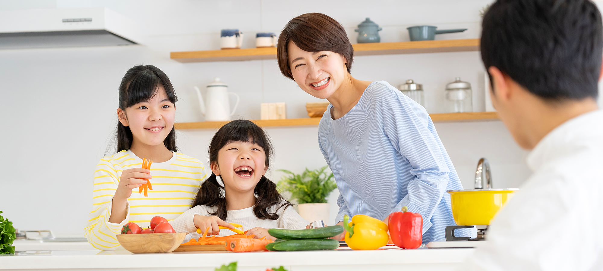 食の豊かさを守り、食の楽しさを開拓しつづける、旭食品グループ