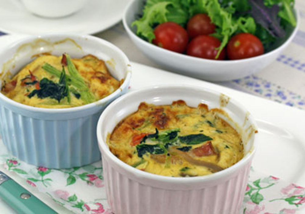 こまつ菜としめじのふわっとキッシュ風