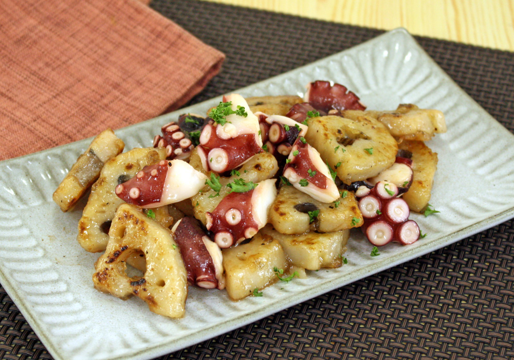 タコとレンコンのバターぽん酢炒め