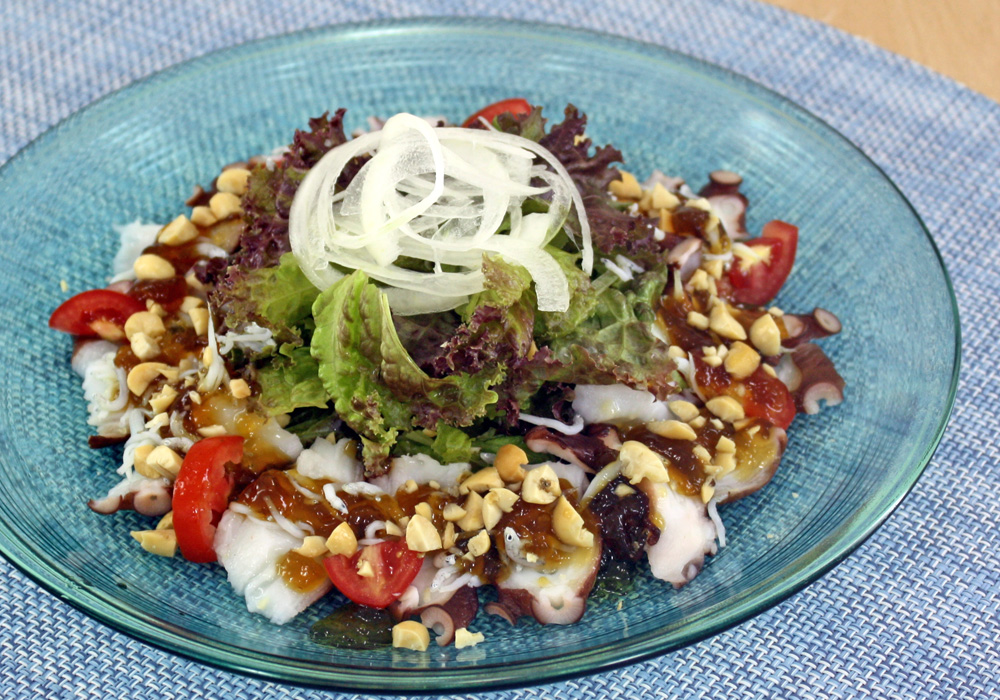 たこのピーナッツジュレカルパッチョ