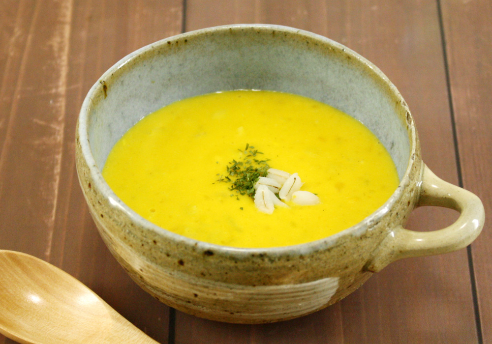 もち麦とかぼちゃの食べるスープ