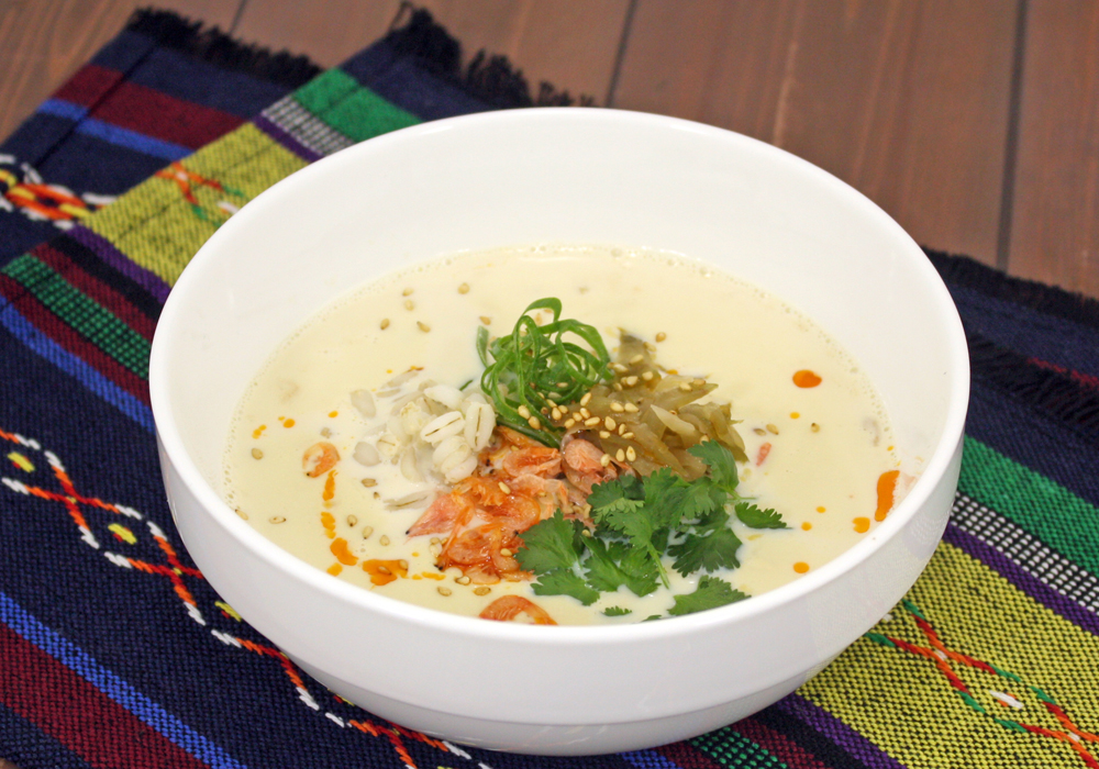 もち麦入台湾風豆乳スープ