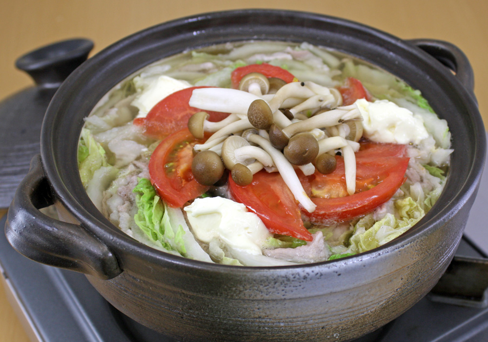 白菜と豚肉のトマトチーズ鍋
